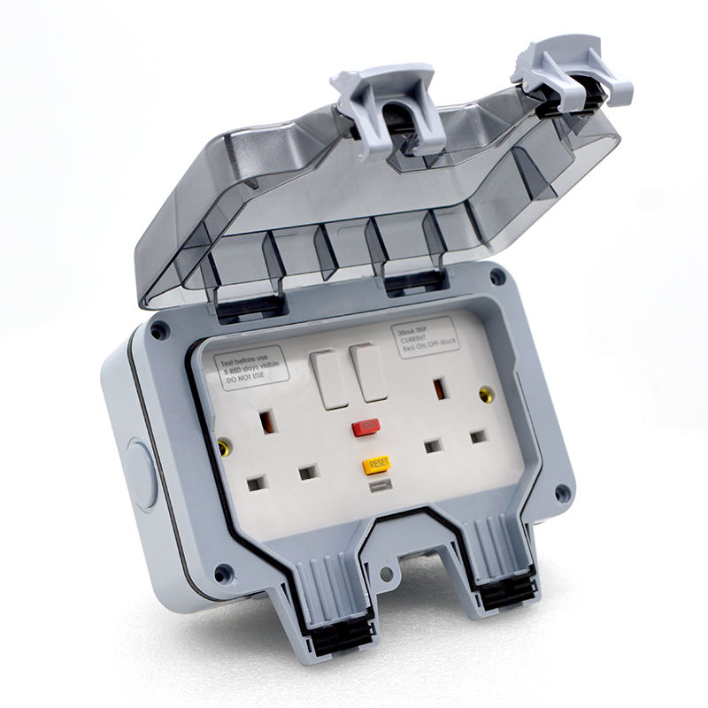 Presa impermeabile per esterni - Outdoor Power Jack recensione e prezzo
